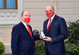 Réception au Palais par S.A.S. le Prince Albert II Réception au Palais par S.A.S. le Prince Albert II