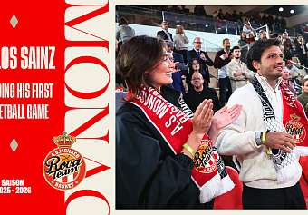 Carlos Sainz attending his first basketball game